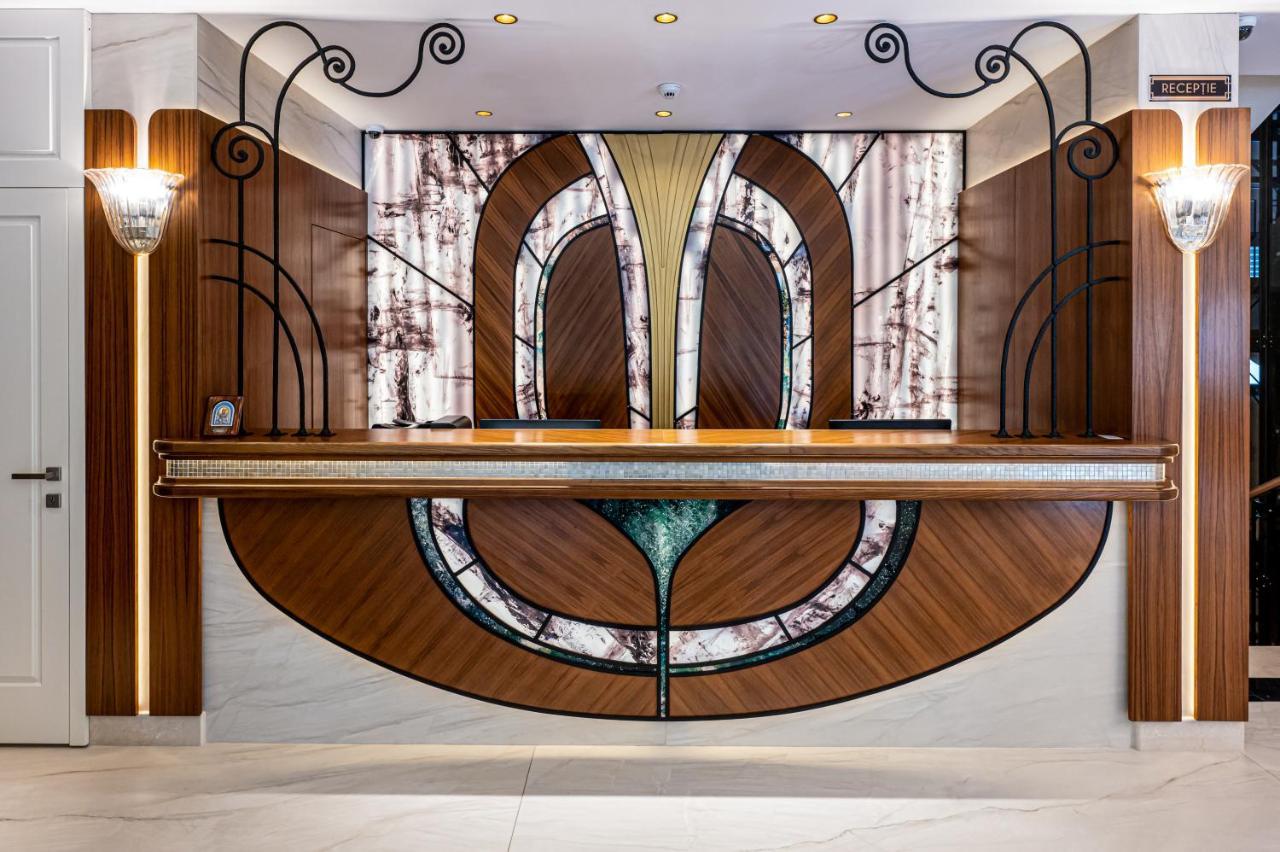 Hotel Carolin Călimăneşti 외부 사진
